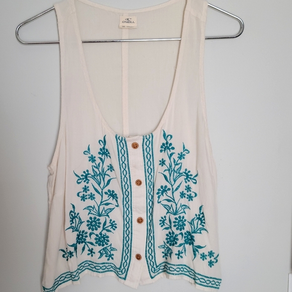 SOLD🌞80's Style O'Neill Embroidered Sleeveless Blouse - Picture 2 of 10
